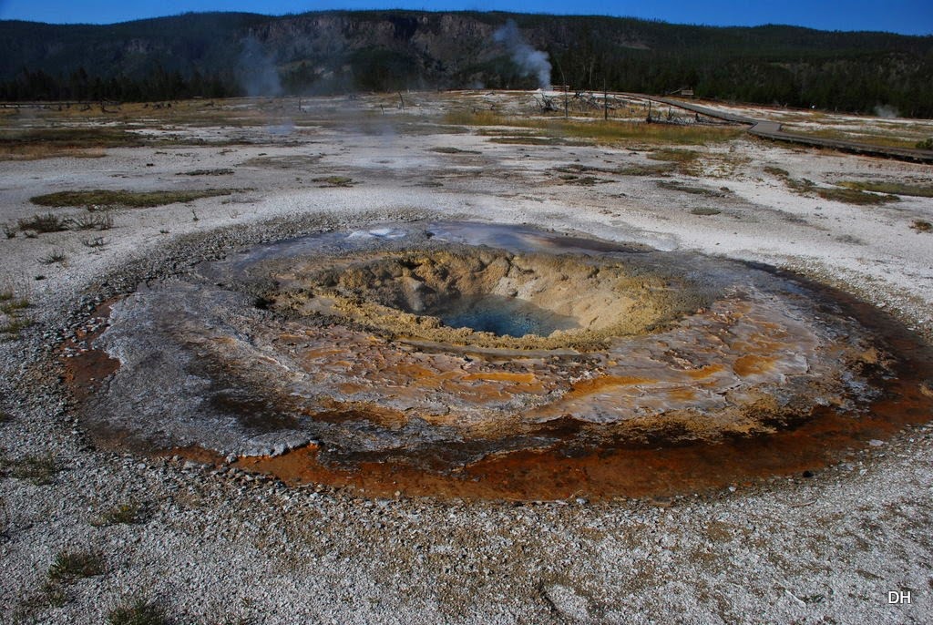 [08-11-14-A-Yellowstone-National-Park%255B172%255D.jpg]
