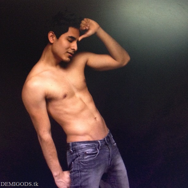 [Sebastian%2520Castro%2520instagram%255B15%255D.jpg]