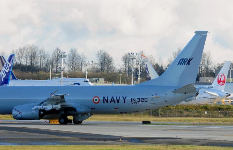 Indian-Navy-Boeing-P-8I-Aircraft-IN-320-12-Resize