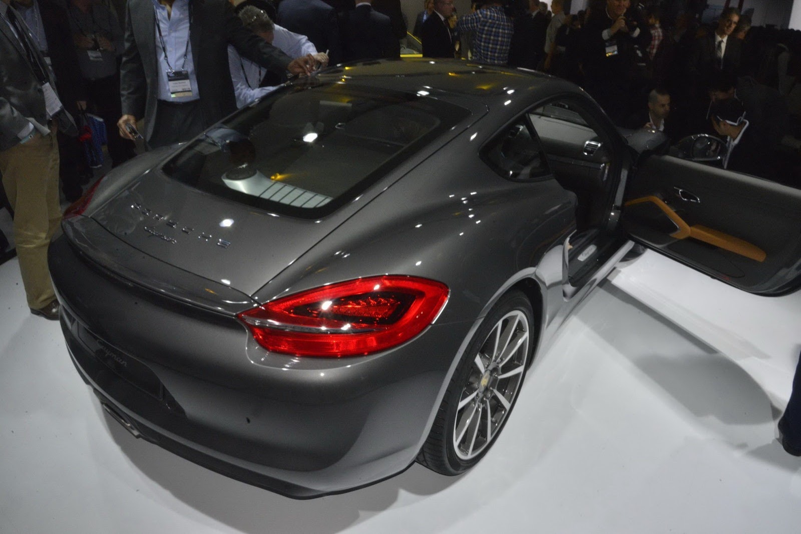 [2014-Porsche-Cayman-3%255B2%255D.jpg]