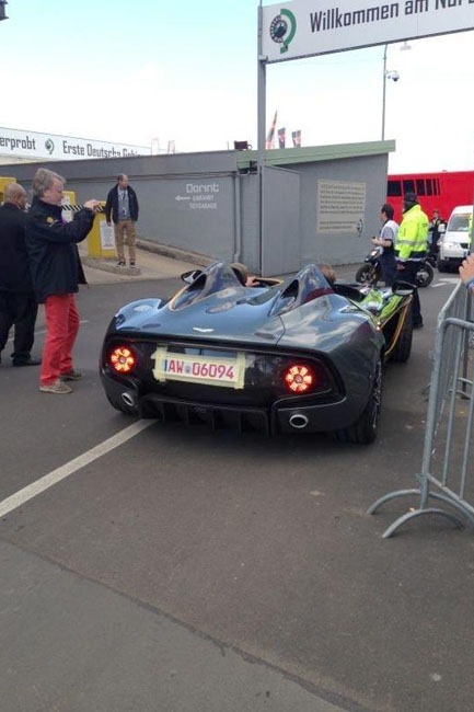 Aston-Martin-CC100-3%25255B4%25255D.jpg