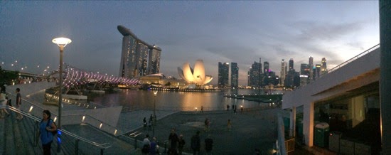 IMG_6581.jpg Downtown Singapore at night