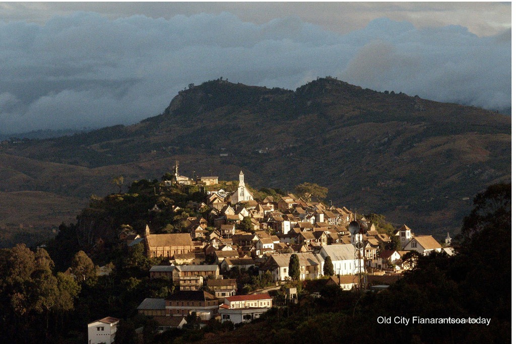[Madagascar%2520citt%25C3%25A0%25202%255B2%255D.jpg]