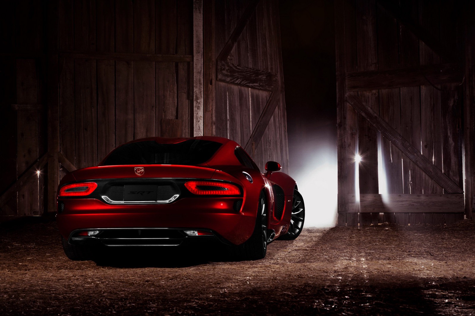 2013-SRT-Viper-4[2].jpg