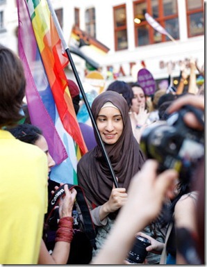 [gay-muslim3_thumb2.jpg]