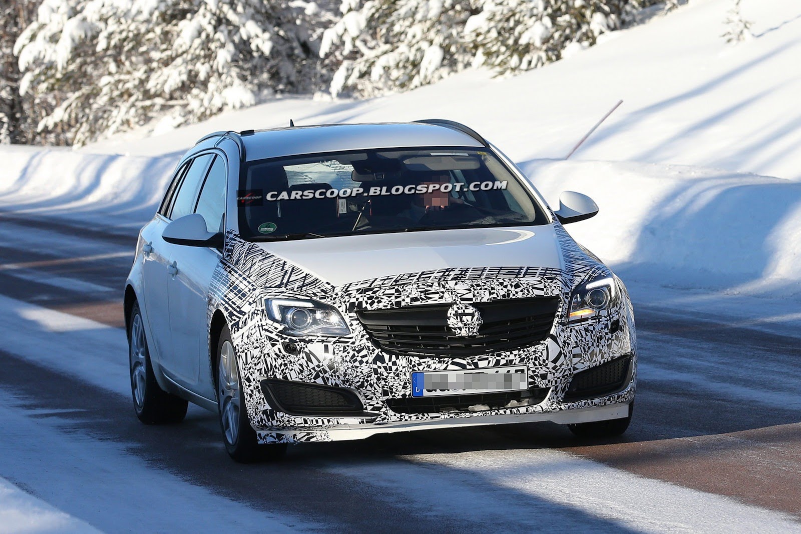 [2014-Opel-Vauxhall-Insignia-Sports-Tourer-2%255B3%255D.jpg]