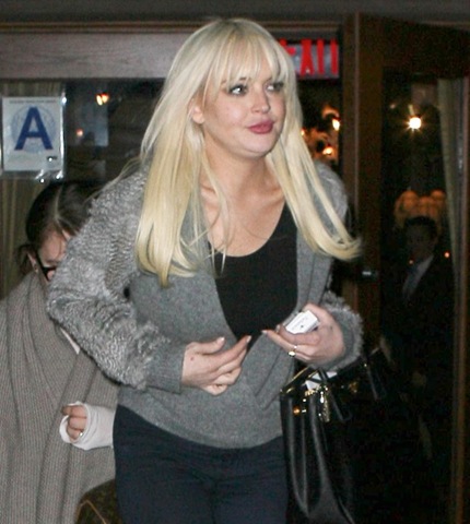 [llohan022812_05_x17%255B5%255D.jpg]