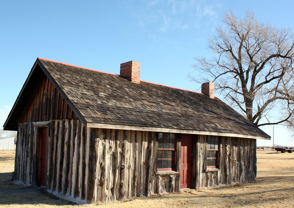 [fort%2520supply.teamsters%2520cabin%255B5%255D.jpg]
