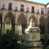 Monument a Jaume Balmes al claustre gòtic de la Catedral