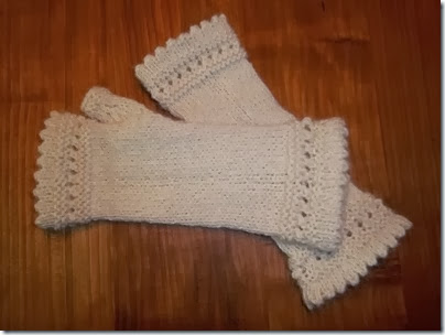 SR Reading Mitts (1) SR Reading Mitts (1)