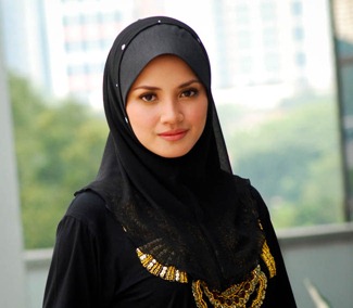 Fazura Bertudung - Copy Fazura Bertudung - Copy