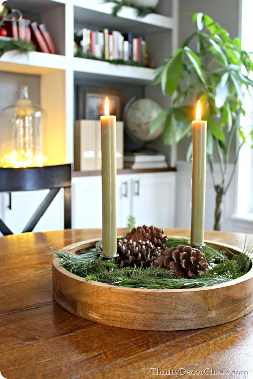 Simple Christmas centerpiece