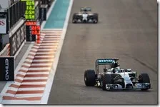 Hamilton precede Rosberg ad Abu Dhabi 2014
