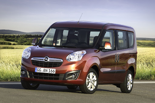 2012-Opel-Combo-1.jpg