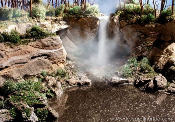 diorama-strange-worlds-salt-waterfalls-matthew-albanese-1 diorama-strange-worlds-salt-waterfalls-matthew-albanese-1