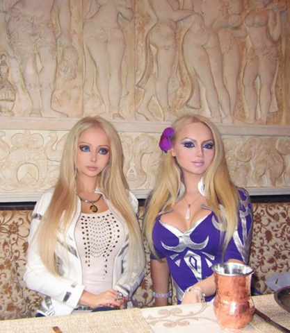 [real-life-dolls-together-8%255B2%255D.jpg]