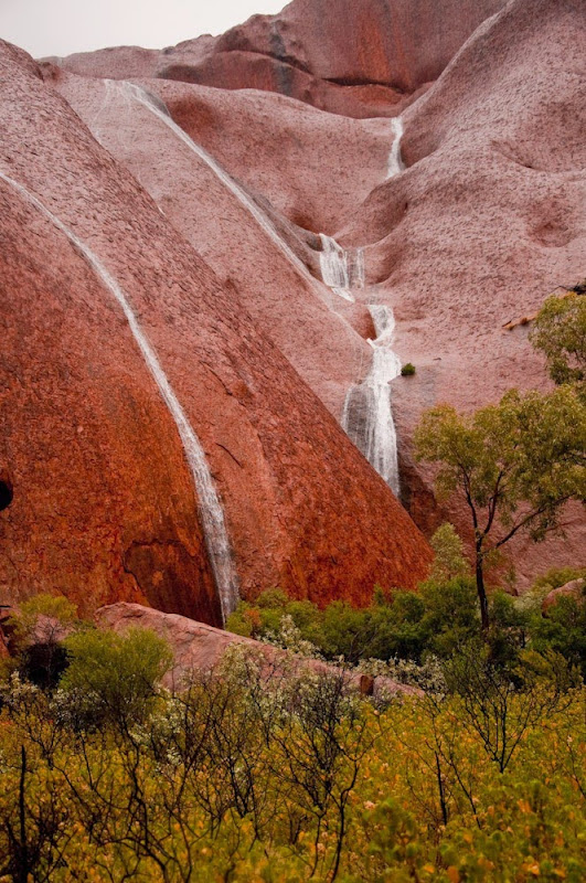 uluru-waterfalls-8