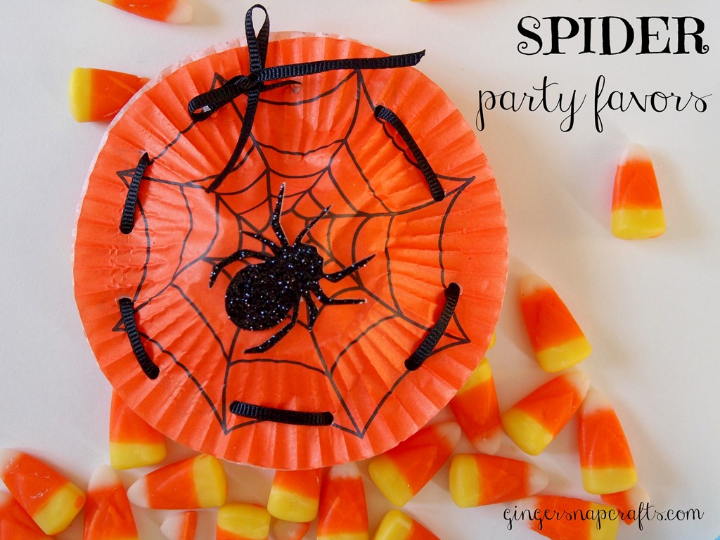 [spider-party-favors-made-with-cupcak.jpg]