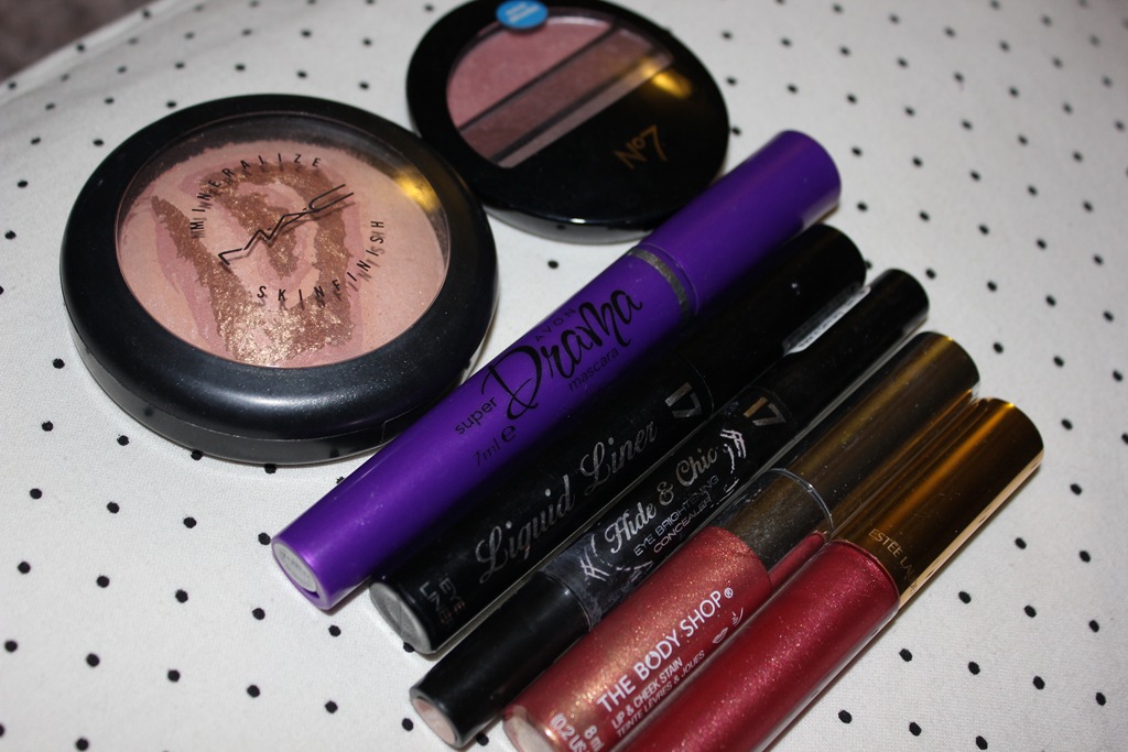 [shopping%2520the%2520stash%25202%255B6%255D.jpg]