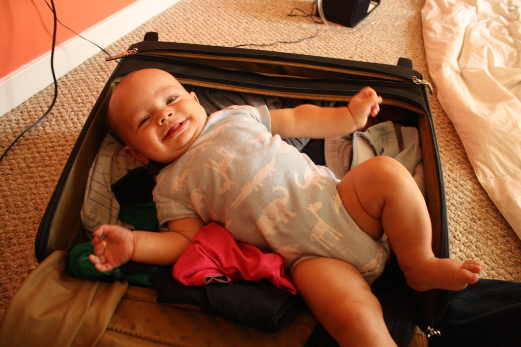 [suitcase%2520039%255B3%255D.jpg]