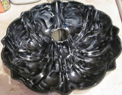 cran cardamon cake well greased bundt pan1 cran cardamon cake well greased bundt pan1