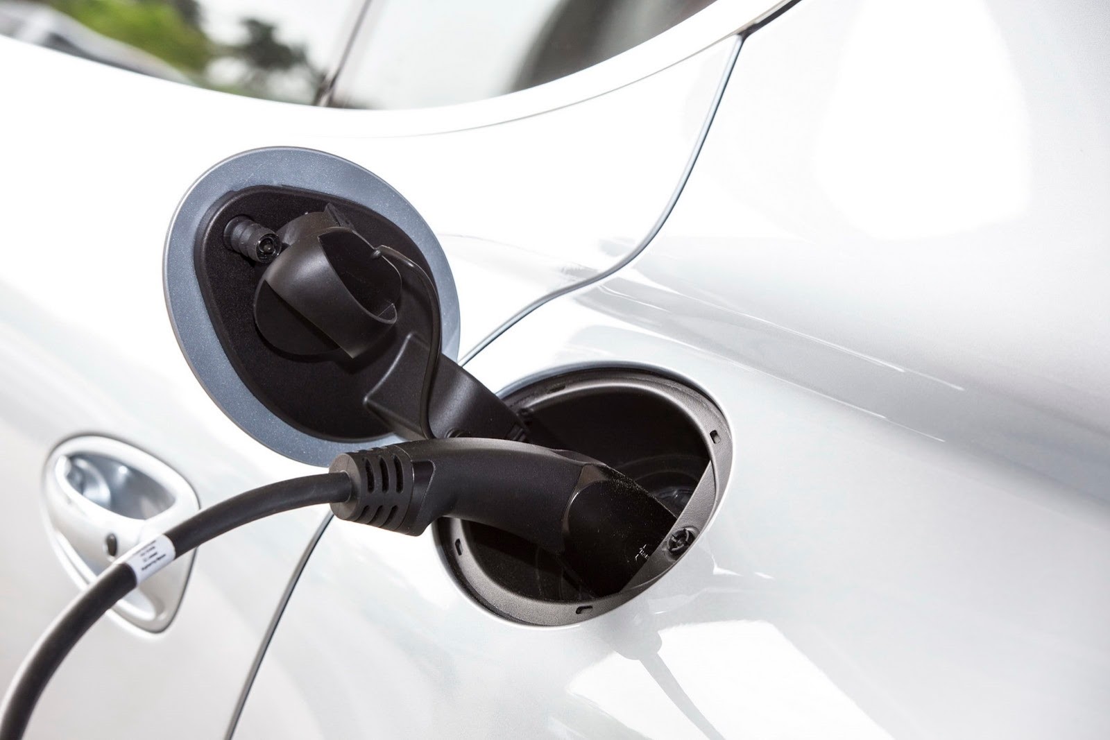 [2014-Porsche-Panamera-32%255B2%255D.jpg]