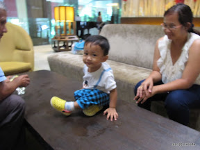 พู่กันฉลองวันเกิดยาย ตา