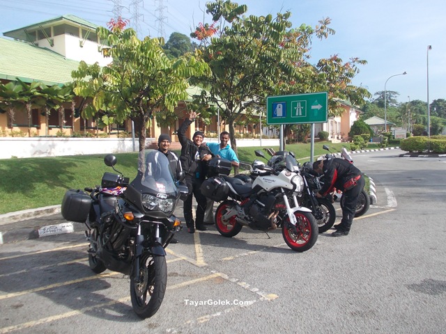 [DSCN29622.jpg]
