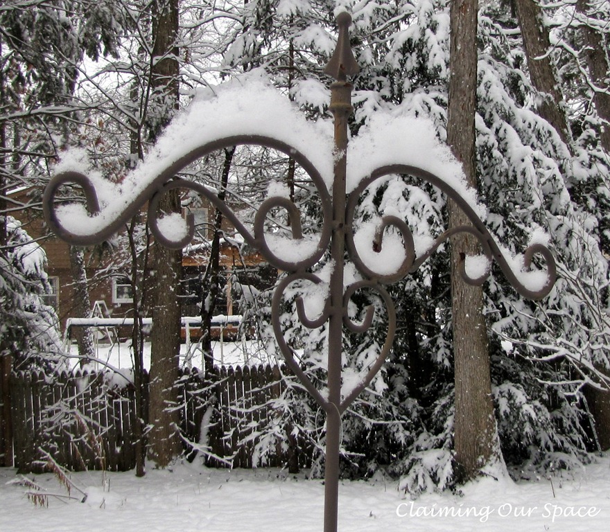 [SnowWaitingForSpring%255B4%255D.jpg]