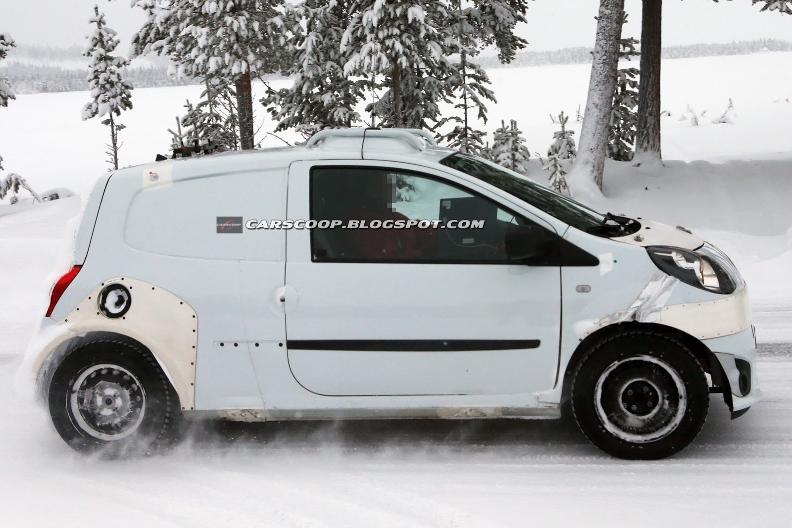 [Smart-ForFour-Prototype-E4%255B3%255D.jpg]