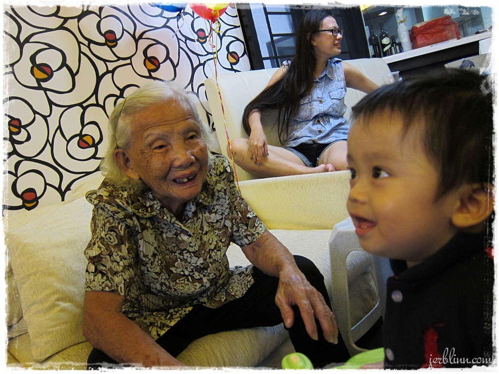 [grandma%255B8%255D.jpg]