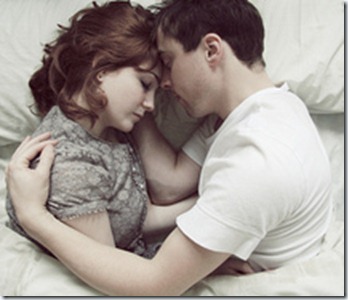 bed-couple-hug-love-sleep-267101