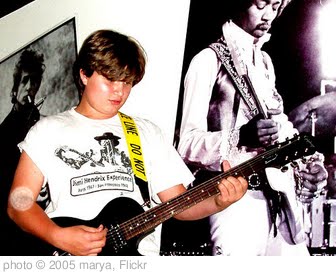 'matthew plays guitar' photo (c) 2005, marya - license: http://creativecommons.org/licenses/by/2.0/