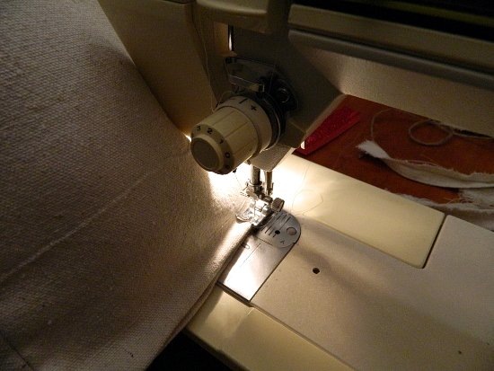 [Present%2520Pillows%2520Sew%2520Open%2520Close%2520%2528550x413%2529%2520%25282%2529%255B7%255D.jpg]