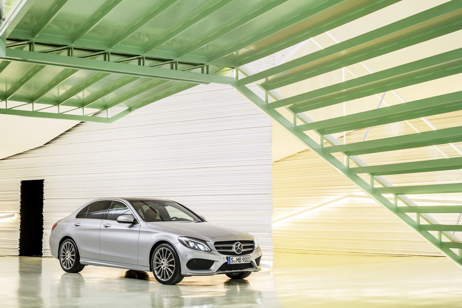 [2015-Mercedes-C-Class-30%255B3%255D.jpg]