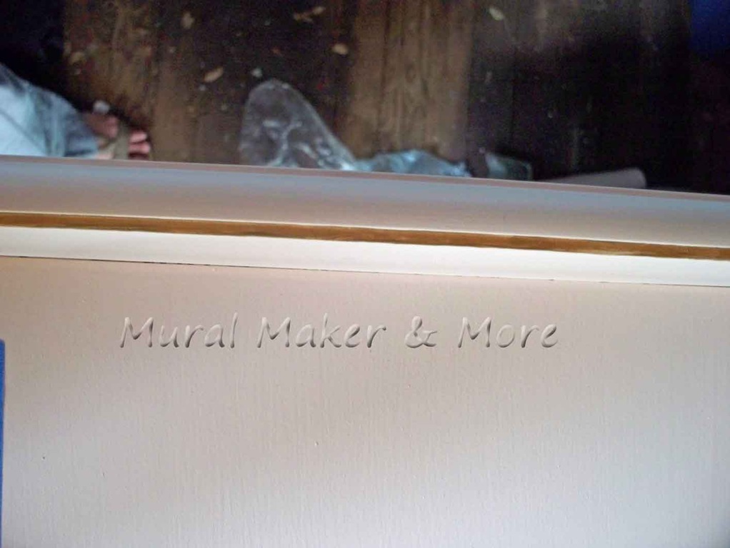 [painted-dresser-6%255B4%255D.jpg]