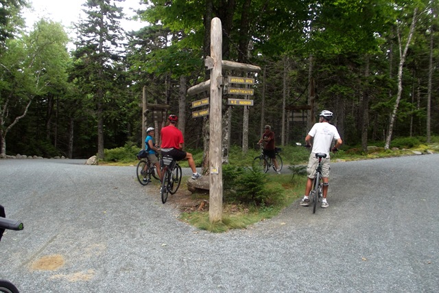 [15%2520mile%2520carriage%2520road%2520ride%2520075%255B3%255D.jpg]