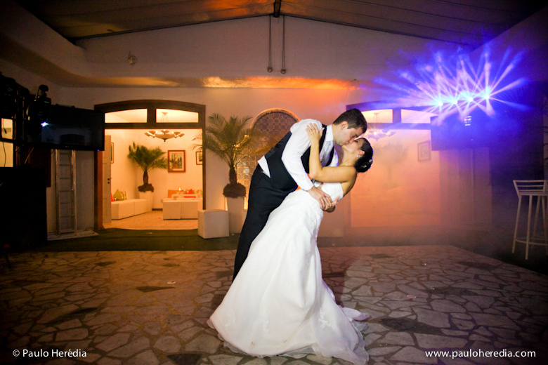Fotos de Marina ♥ Bruno. Foto numero 2093 de Paulo Heredia Fotografia, fotos de casamento em Niteroi e Rio de Janeiro, RJ. O fotografo Paulo Heredia faz fotos de casamento, fotos de festas, ensaios de casal (e-session), fotos de moda e fotos para editorial.