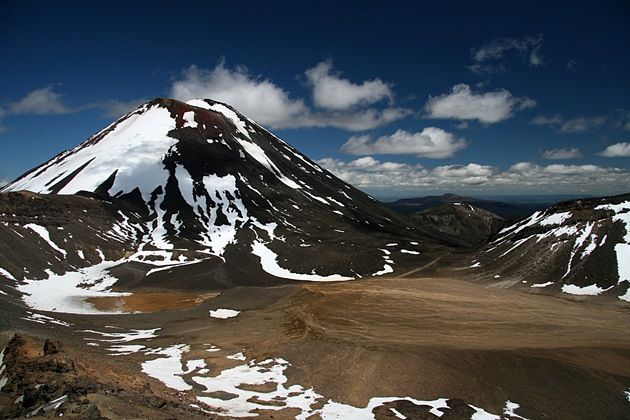 [Mount%2520Ngauruhoe%2520and%2520the%2520South%2520Crater%255B4%255D.jpg]