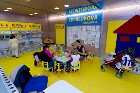 _DSC9627.jpg :: Date: Nov 25, 2011, 3:40 PMNumber of Comments on Photo:0View Photo 