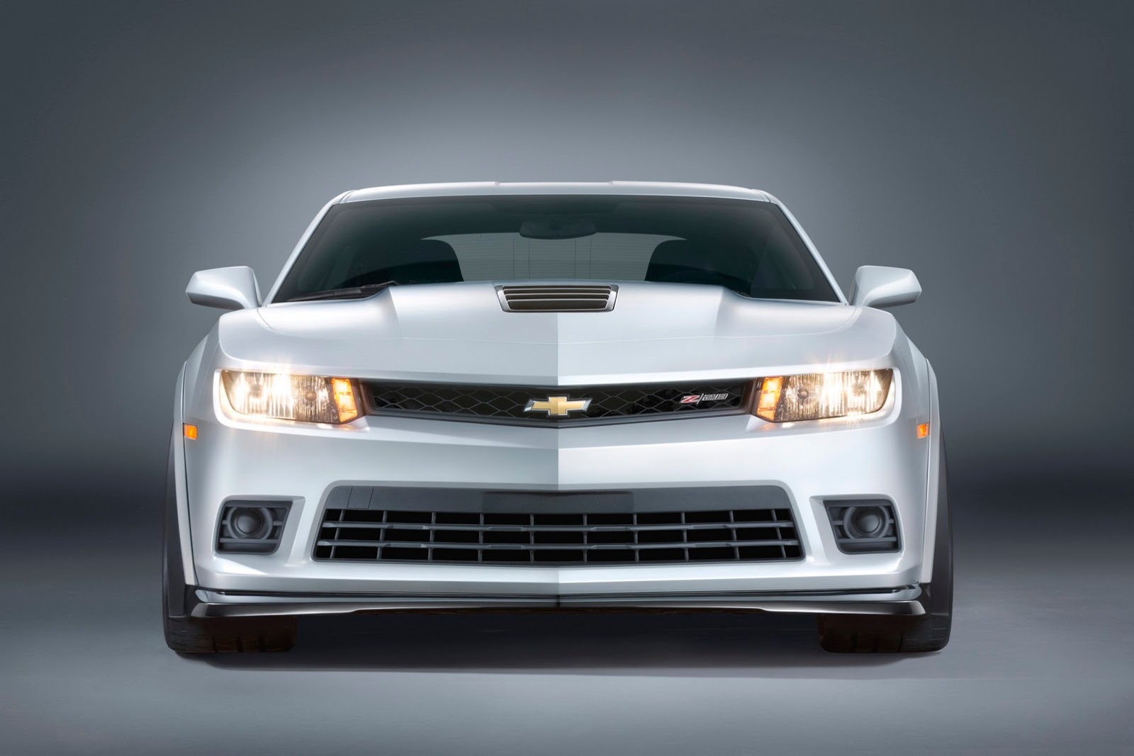[2015-Chevrolet-Camaro-Z28-15%255B2%255D.jpg]