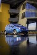 2014-Nissan-Versa-Note-a59