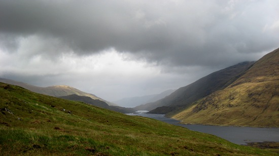 Mullardoch looking east Mullardoch looking east