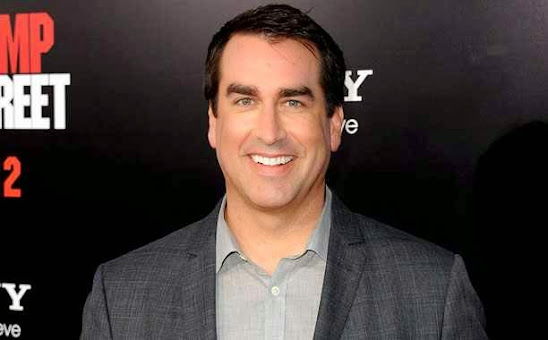 Live-Action DEAD RISING Movie Casts Rob Riggle To Lead