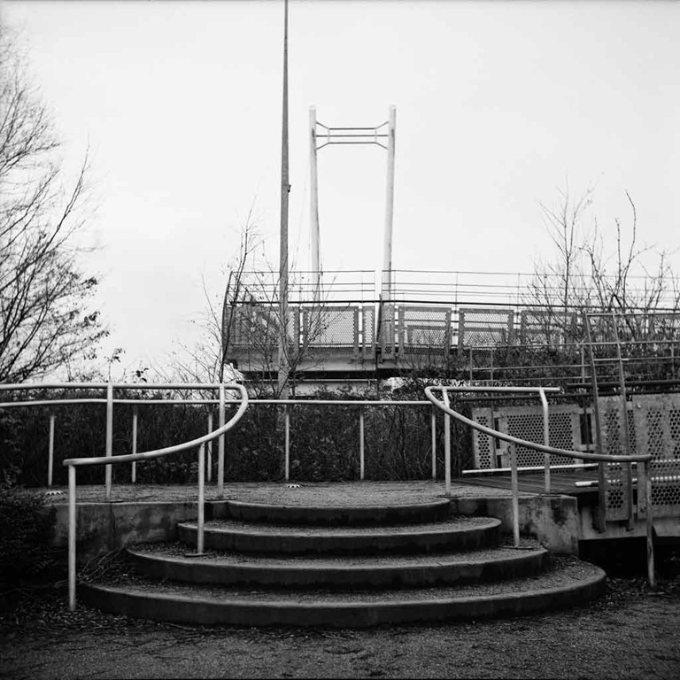 [Newark-Footbridge-2%255B3%255D.jpg]