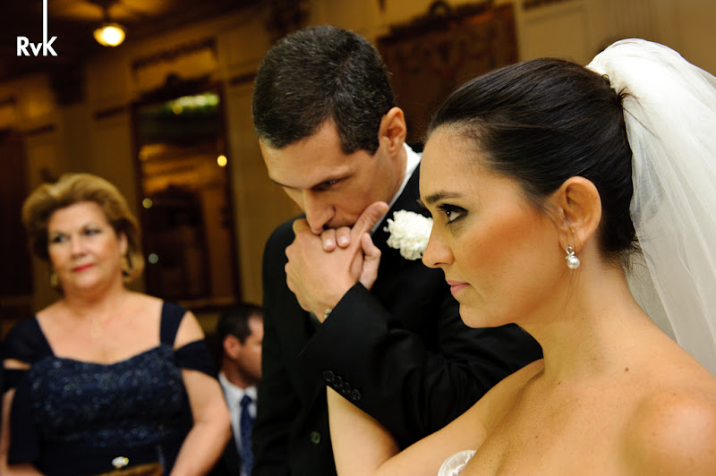 Fotos de Bianca e Luiz Felipe. Foto numero 30 de Rogerio von Kruger, fotografo no Rio de Janeiro (RJ), que faz fotos de casamento, fotos de musica, fotos de shows e fotos de eventos. Rogerio von Kruger faz fotos digitais de casamento no Rio de Janeiro, RJ. fotos de casamento foto digital rio janeiro rj festa noiva noivas festas album casamentos digitais retrato fotografia bodas
