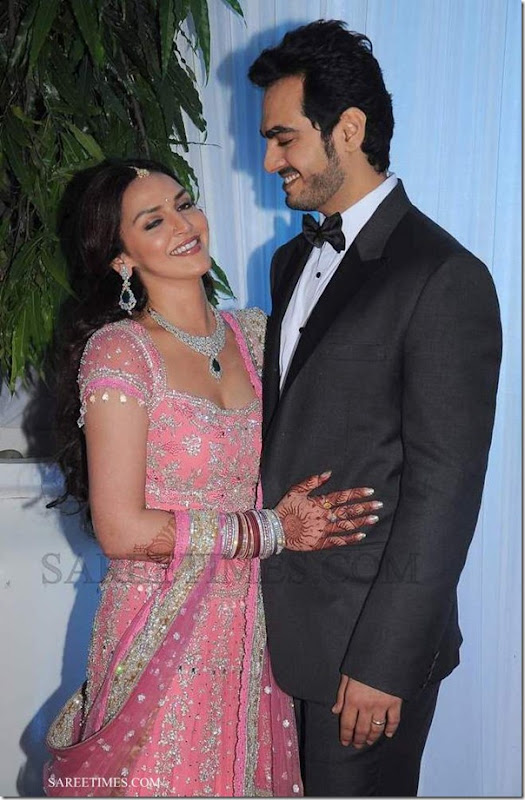 Esha_Deol_Rocky_S_Lehenga (2)