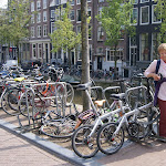 DSC00837.JPG - 31.05.2013.  Amsterdam - zwiedza się dobrze rowerem