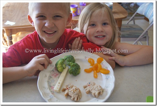 Elephant themed lunch for kids Elephant themed lunch for kids