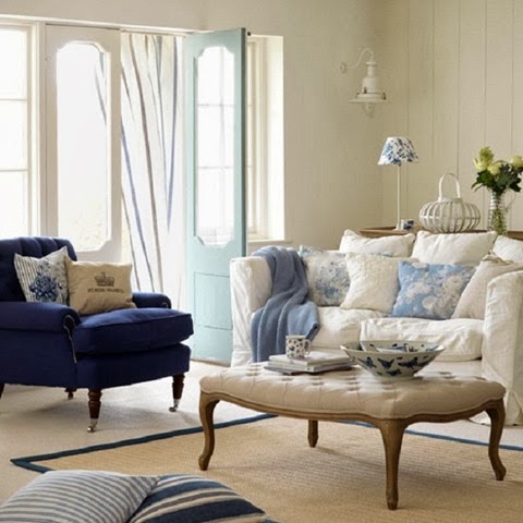 [living-room-glass-window-unique-lamp-white-curtain-blue-sofa%255B7%255D.jpg]